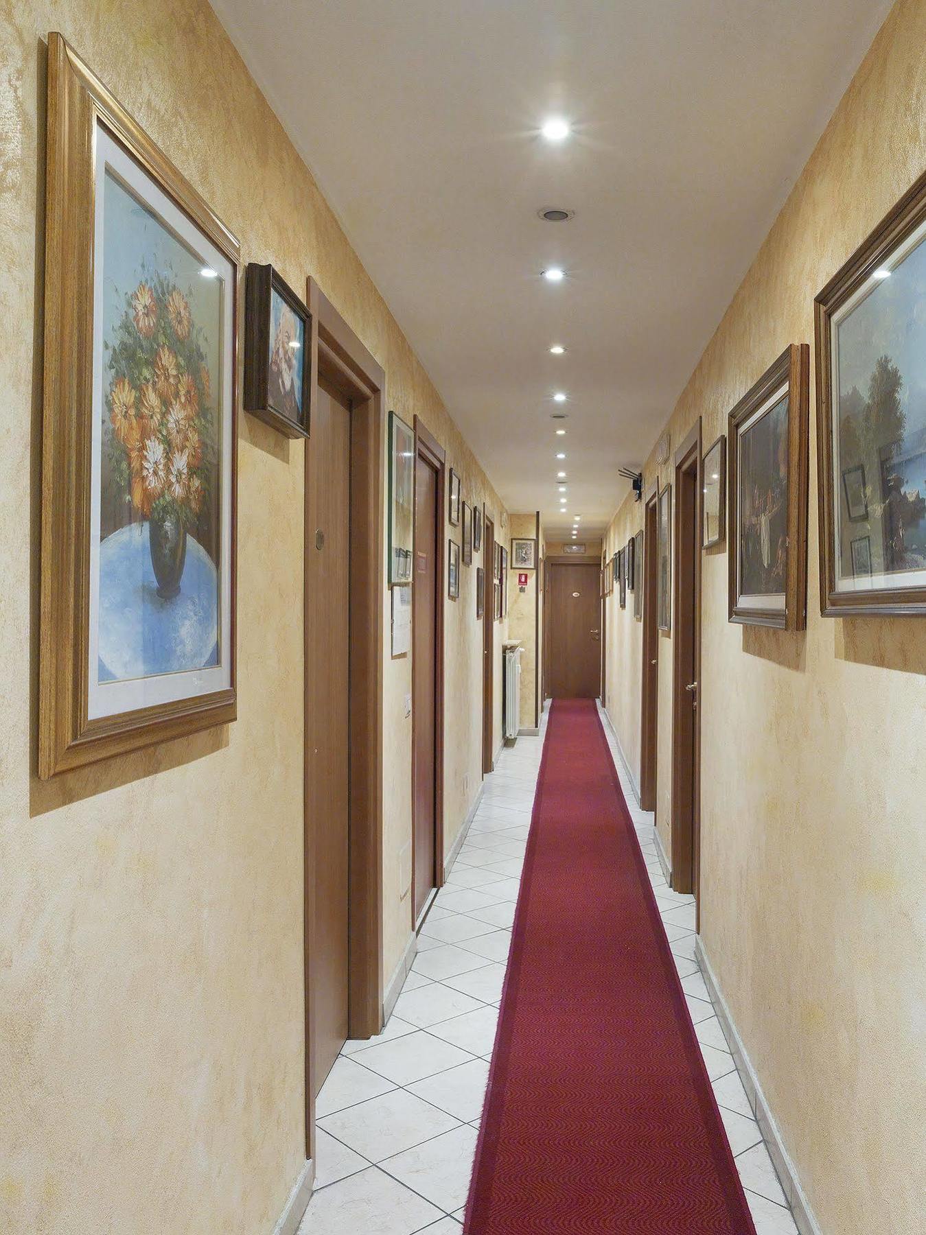 Hotel Arco Romana Milan Bagian luar foto