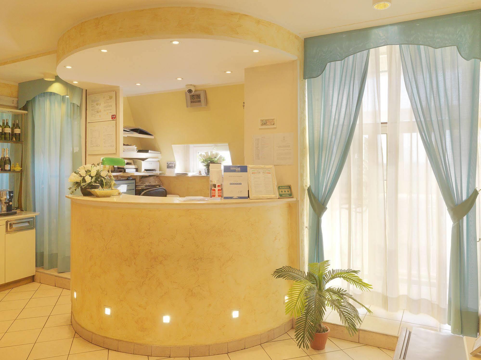 Hotel Arco Romana Milan Bagian luar foto